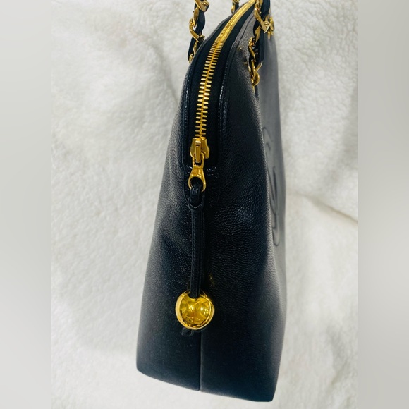 HANEL Pre-Owned 1995 CC caviar-leather shoulder bag - Picture 8 of 15